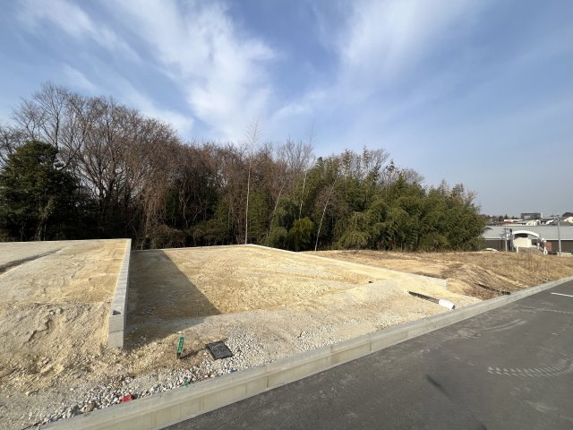 【前面道路含む現地写真】の画像