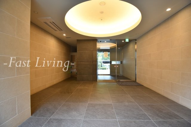 リンデンコート市ヶ谷のロビー