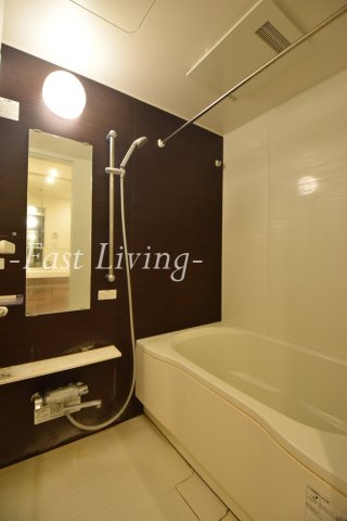 リンデンコート市ヶ谷の浴室