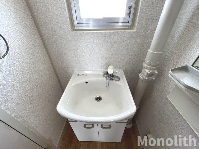 鶴山台36号棟の独立洗面台