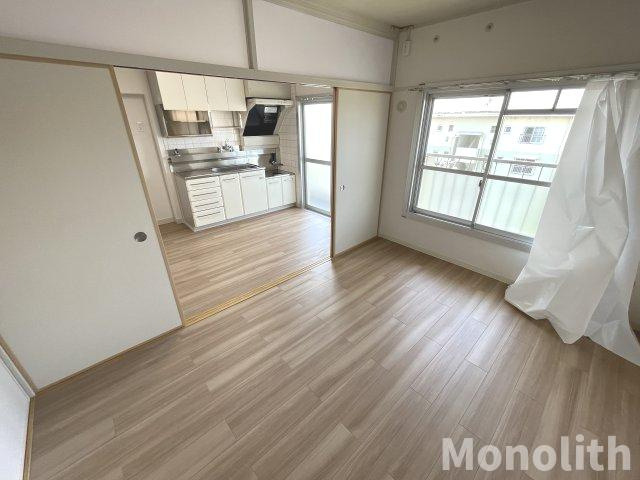 鶴山台36号棟の内装
