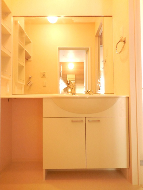 エトワールⅡ【キャッシュバック対象物件】の独立洗面台