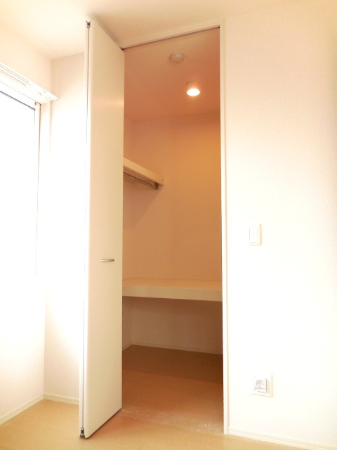 エトワールⅡ【キャッシュバック対象物件】の収納