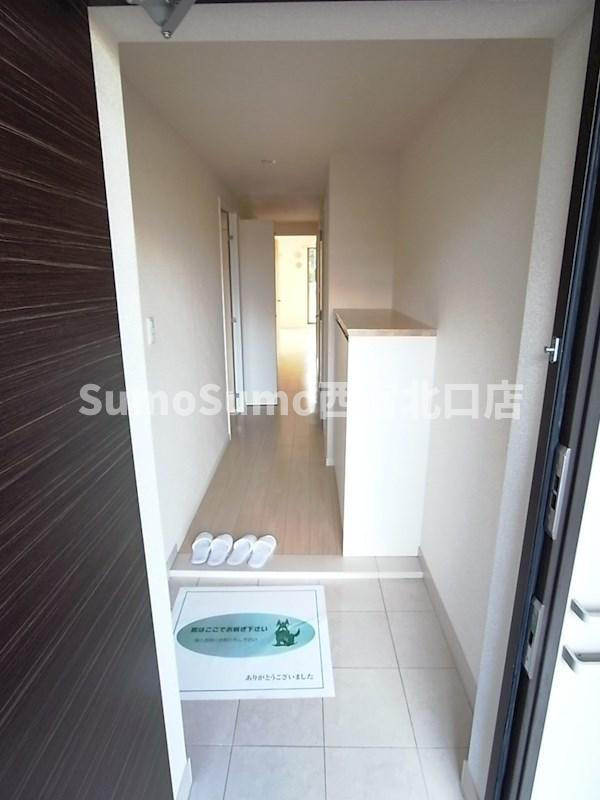 甲子園三番町ハイツの玄関