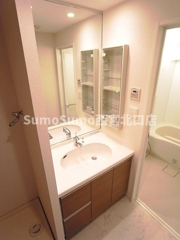 甲子園三番町ハイツの洗面所