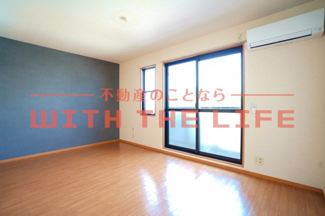 エトワール【キャッシュバック対象物件】の洋室|広々とした洋室です