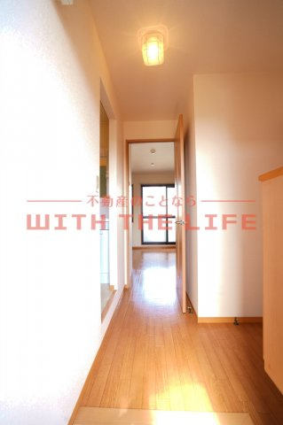 エトワール【キャッシュバック対象物件】の玄関|きれいな玄関です