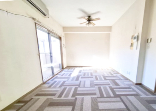 【居間・リビング】の画像