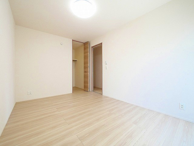 Villa Calmaの洋室|きれいな洋室です