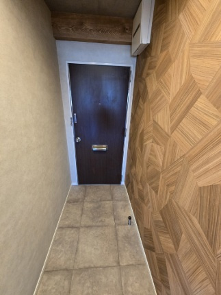 プランタンビルの玄関|玄関です。