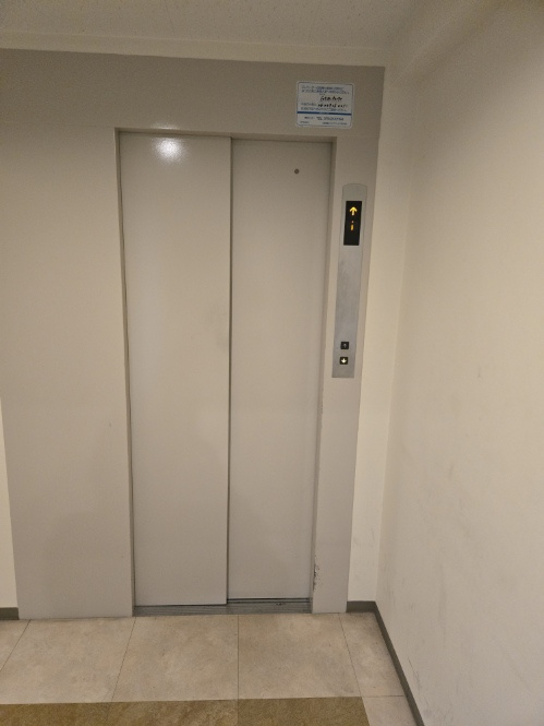 プランタンビルのその他共用部分|エレベーターです。