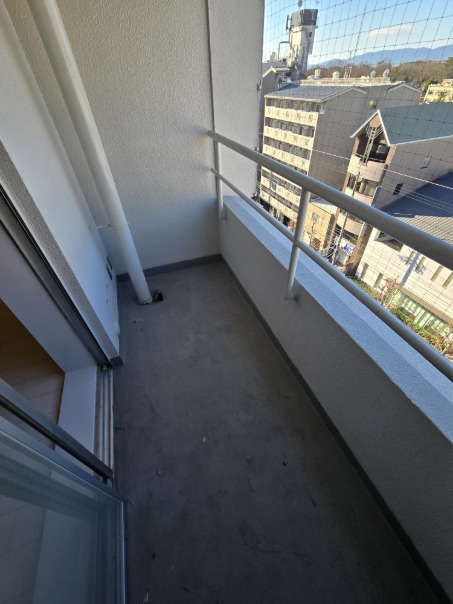 プランタンビルのバルコニー|3.85㎡のバルコニーです。