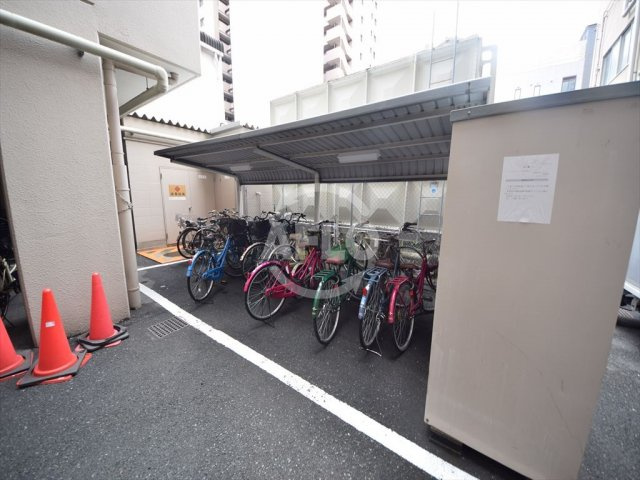 ARCADIA INN　明治小学校区のその他共用部分|ARCADIA INN（アルカディアイン）　駐輪場