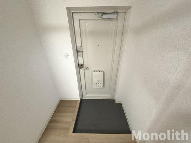 和泉市鶴山台２丁目の賃貸マンションの玄関