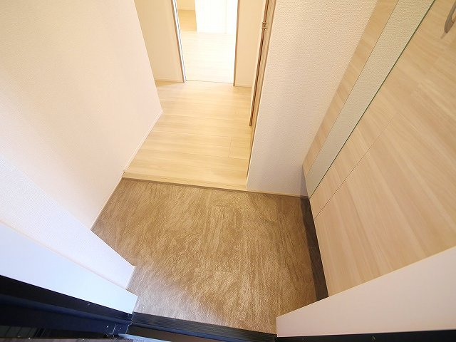 Villa Calmaの玄関|落ち着いた玄関です