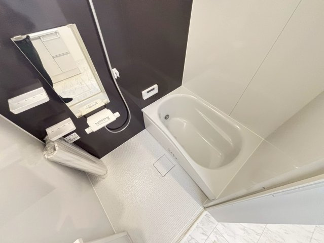 ソレイユビセレクト法蓮町ＩＩの浴室