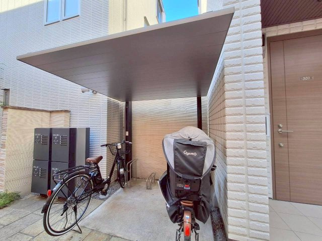 カーサグランディスタの周辺|駐輪場
