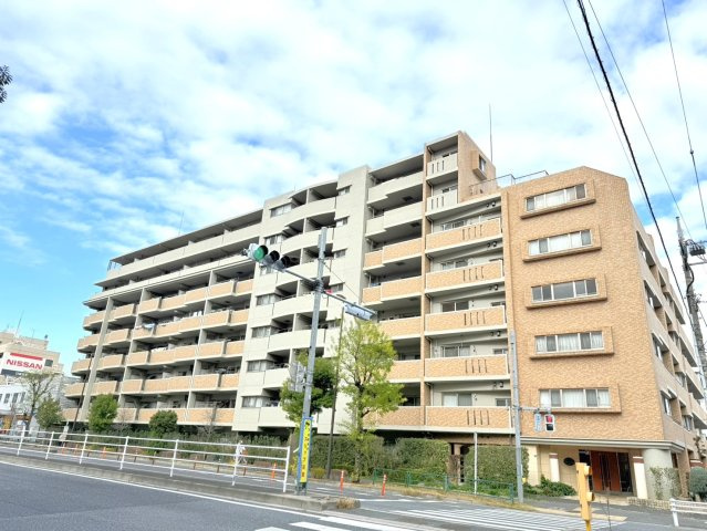 レーベンハイム志村プレノルガールの外観