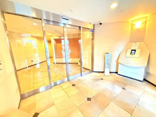 レーベンハイム志村プレノルガールのロビー