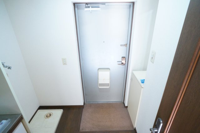 シティパレス佐保川Ｐー６の玄関