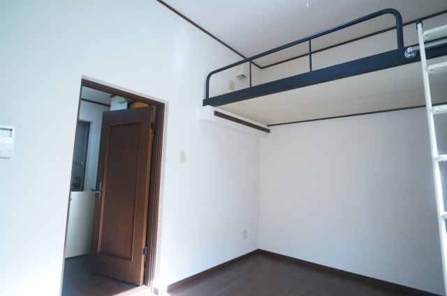 シティパレス佐保川Ｐー６の居間・リビング