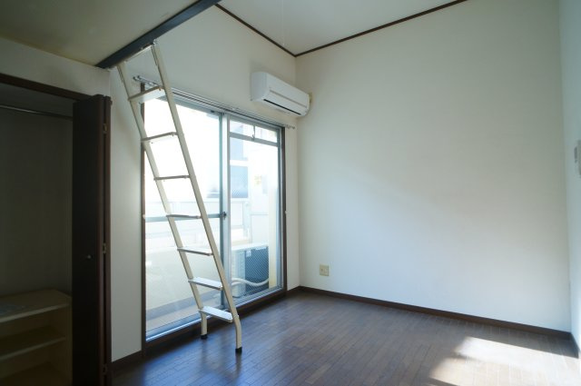 シティパレス佐保川Ｐー６の居間・リビング