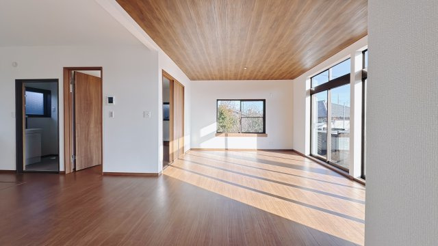 【中古戸建】みどり市笠懸町阿左美1期の居間・リビング|■リビング