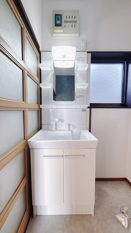 【中古戸建】みどり市笠懸町阿左美1期の独立洗面台|■独立洗面台