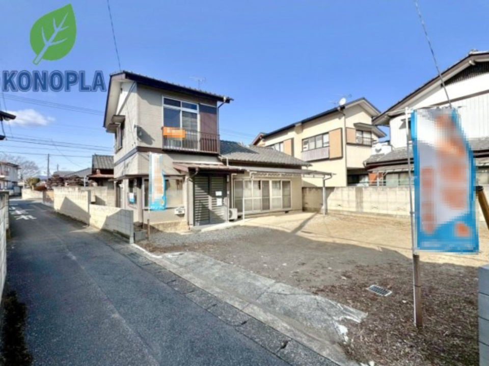 【中古戸建】桐生市境野町6丁目の前面道路含む現地写真|■外観