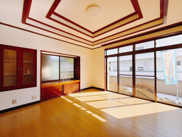 【中古戸建】桐生市川内町2丁目の洋室|■洋室｜くつろぎ空間にも来客時のゲストルームにも♪