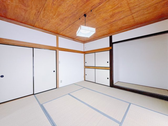 【中古戸建】桐生市川内町2丁目の和室|■和室｜最近の住宅は和室が減ってきていますが、やはり１部屋でも和室があると落ち着きますよね。