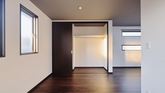 【中古戸建】館林市富士見町の収納|■クローゼット