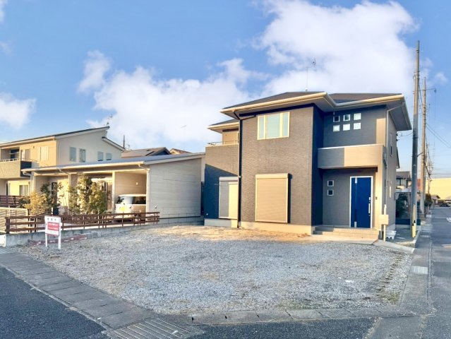 【中古戸建】館林市富士見町の駐車場|■駐車スペース