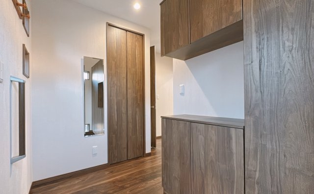 【中古戸建】館林市富士見町の玄関|■玄関ホール