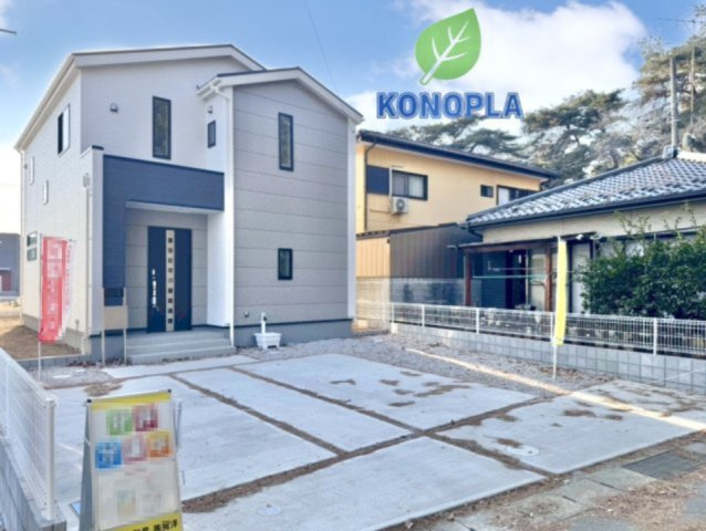 【新築戸建】館林市第3西高根町の外観|■外観｜いまのアパート生活で走り回るお子さんを怒ってしまった経験はありませんか？走り回ることもジャンプすることも子どもの習性です！庭付き一戸建てならお子さまも思いっきり遊べます(^^)