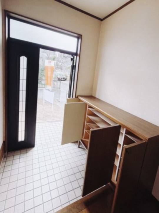 【中古戸建】館林市岡野町の玄関|■玄関