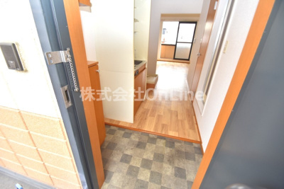 【玄関】 | メゾンクリサンテーム