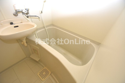 【浴室】 | メゾンクリサンテーム