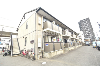 【エントランス】 | メゾンクリサンテーム