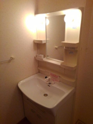 【洗面所】 | エターナリー | 広い洗面スペース