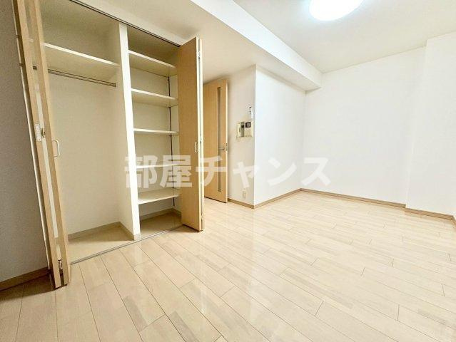 レジディア高岳の寝室