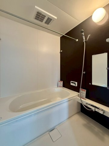 座間市緑ヶ丘「LIGARE」の浴室|全室新築仕様で室内状態良好。気持ちよくお住まいいただけます。