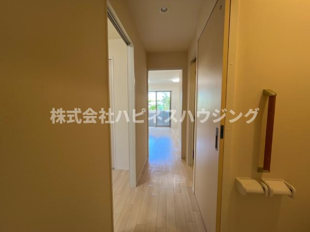 ユニヴェールの内装|廊下