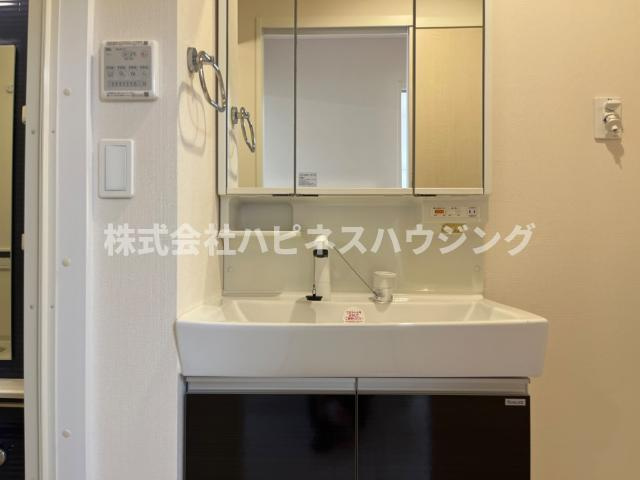 ユニヴェールの洗面所|洗面