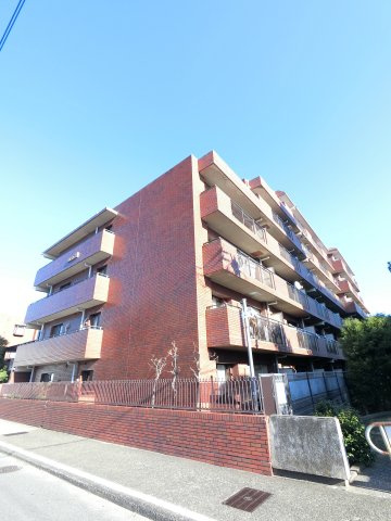 潮ハイツ（ウシオハイツ）の外観