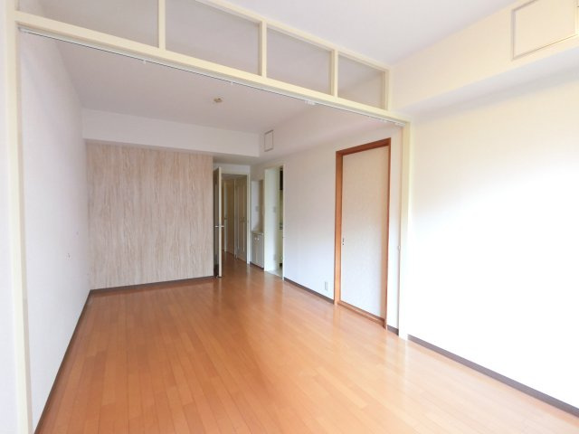 潮ハイツ（ウシオハイツ）の寝室