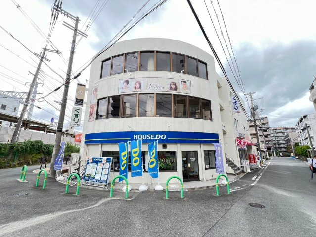 大紅ビルの外観