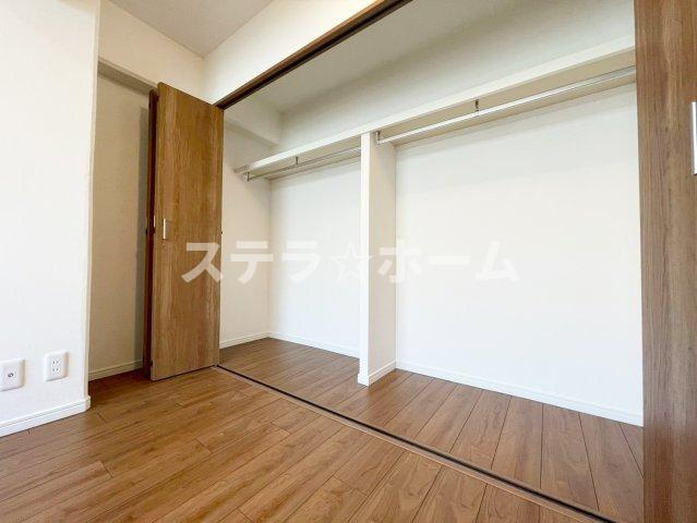 グリーンタウン茨木七番館の収納|たっぷりとした収納スペースです