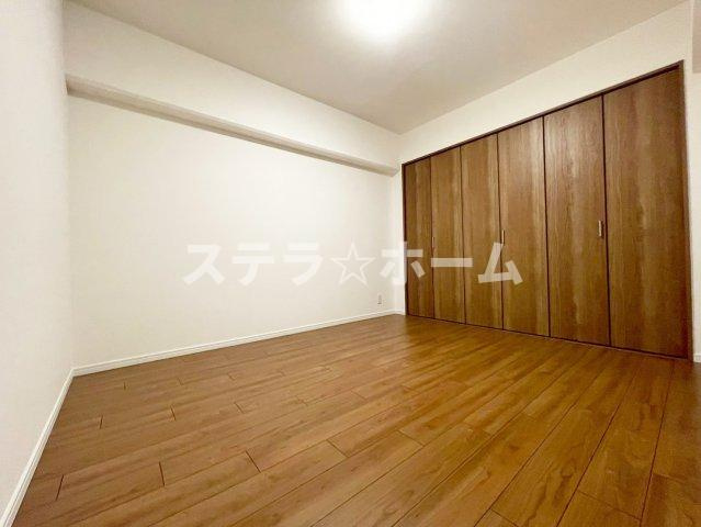 グリーンタウン茨木七番館の洋室|コンパクトで使いやすい洋室です