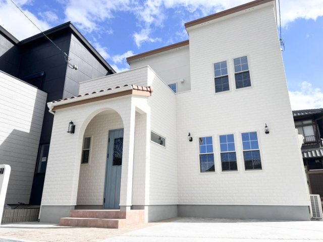 グラッドタウン　交野市東倉治のその他|【施工例外観】家族みんなが「早く帰ろう」と思えるような、見るたびときめく外観に仕上がりました☆☆